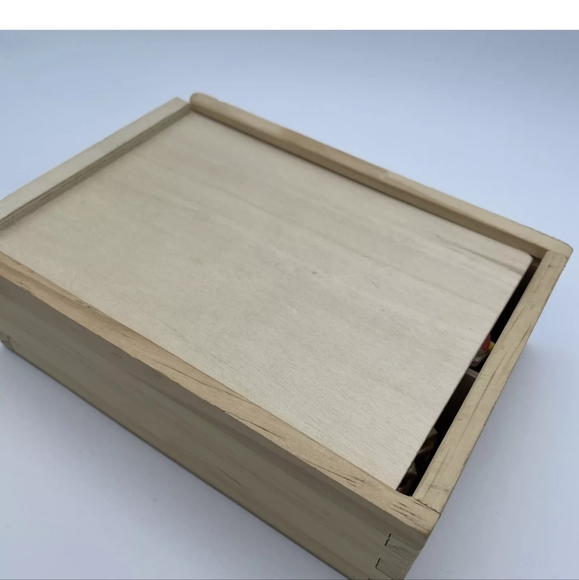 MELISSA & DOUG 4 WOODEN JIGSAW PUZZLES IN A BOX ~ BUS/TRAIN/FIRE/RACER ~ 48 PC. - Picture 2 of 4